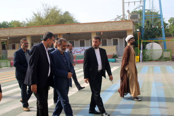 زنگ سپاس معلم در دبستان معینی بوشهر