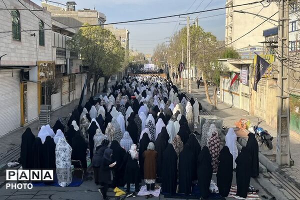 برپایی با شکوه نماز عید فطر مردم چهاردانگه