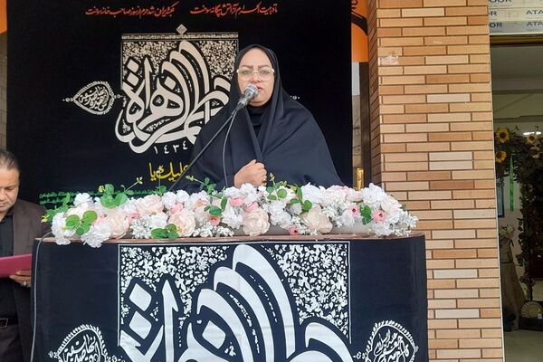 برگزاری مراسم گرامیداشت هفته بسیج در مدرسه شهید زهره‌وند قرچک