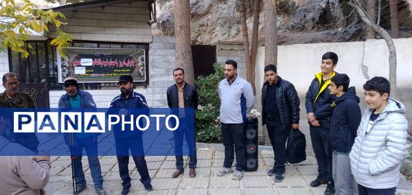 کوهپیمایی گروه پیشتازان مدرسه شهید فهمیده ناحیه یک کرج 