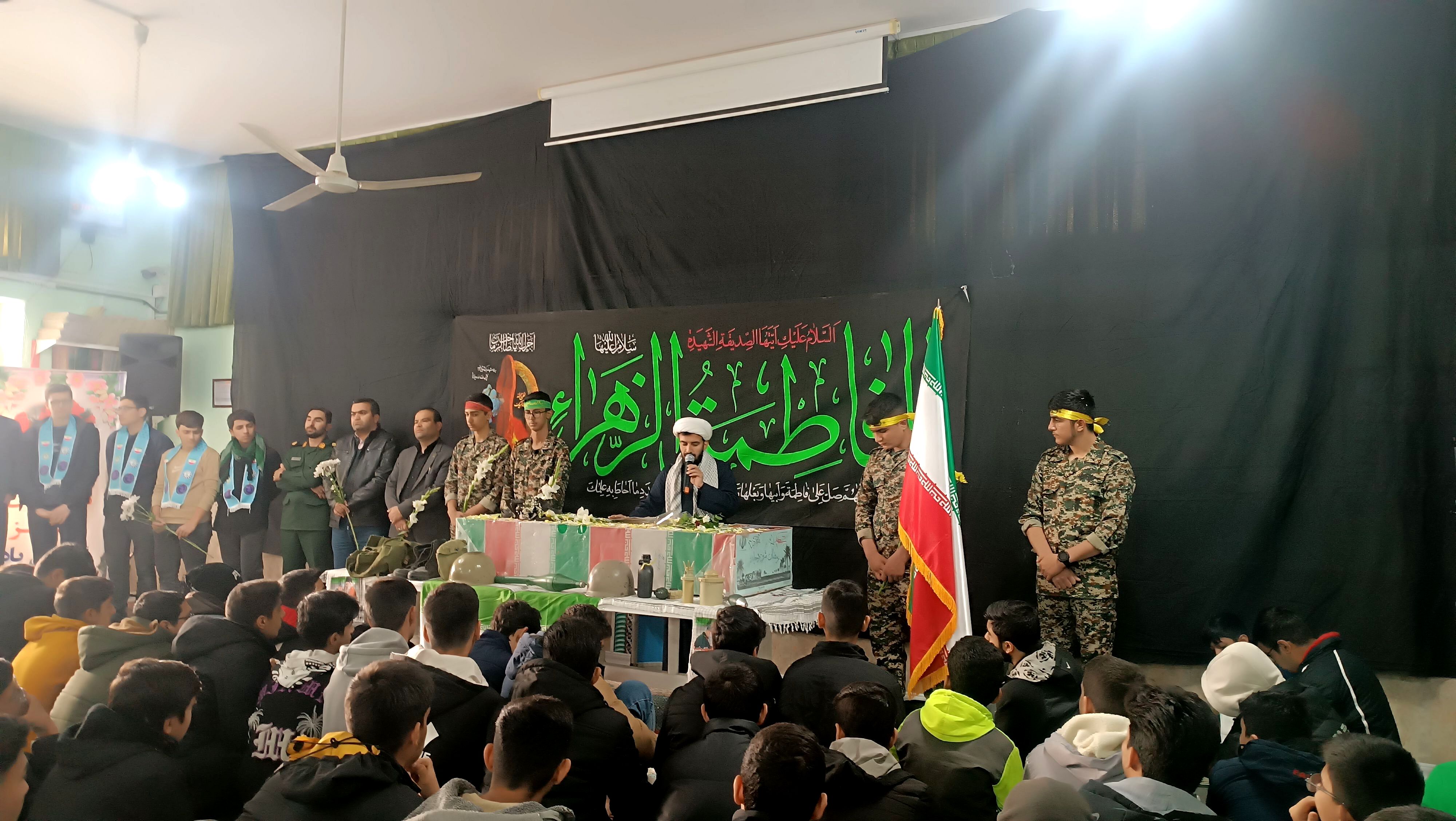 مراسم استقبال از شهید گمنام در دبیرستان شاهد ابوذر غفاری نیشابور 