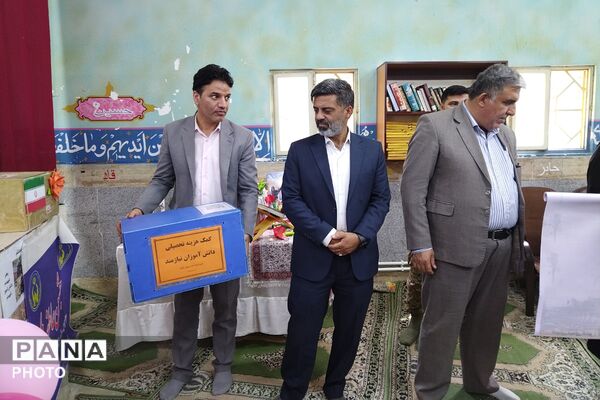 برپایی جشن عاطفه ها در آموزشگاه سردار جنگل چهاردانگه
