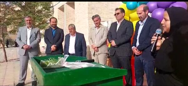 آیین سال تحصیلی جدید در مدرسه شاهد پوررضایی یزد