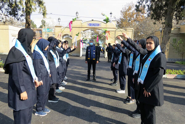 برگزاری مانور زلزله در هنرستان محمودیه شهرستان بجنورد 