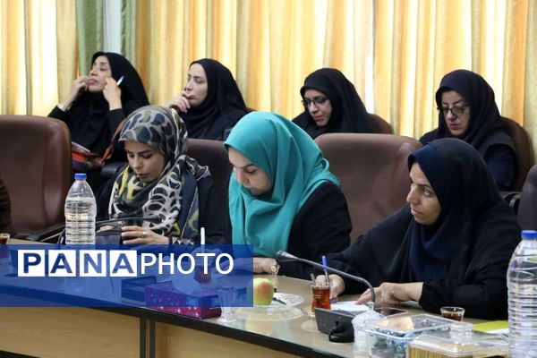 نشست خبری مدیر‌کل آموزش و پرورش سمنان با اصحاب رسانه و مطبوعات