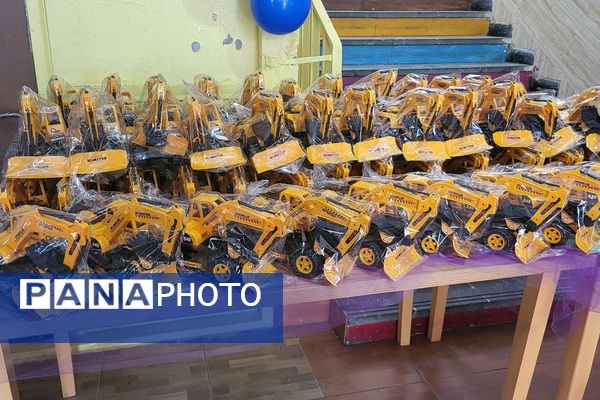 حضور پرشور کلاس اولی‌ها در جشن شکوفه های ناحیه دو شهرری 