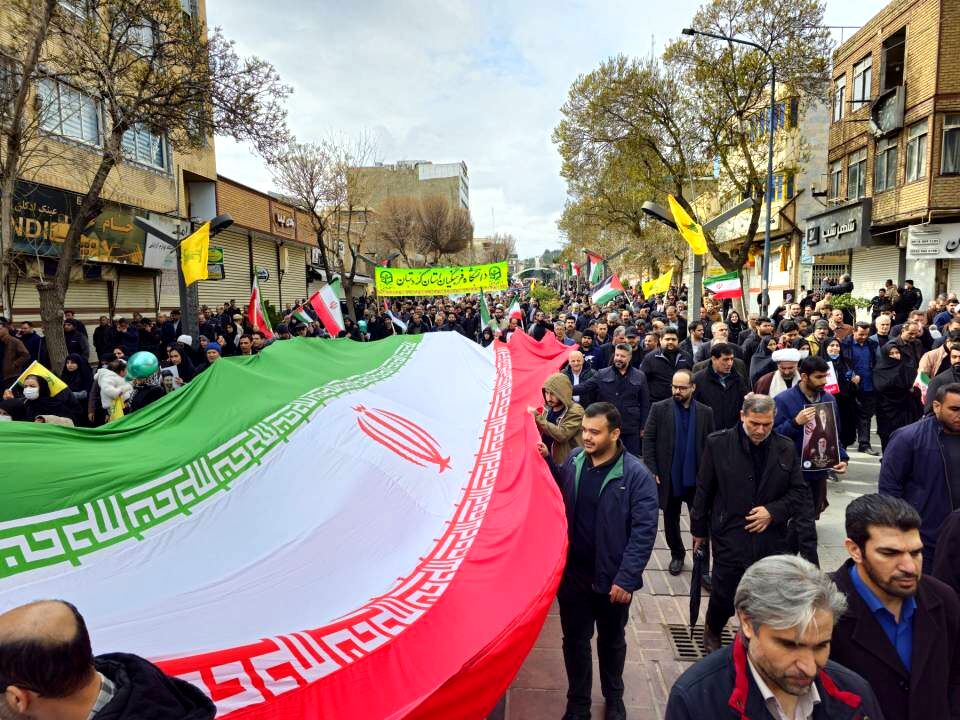 خروش ایران علیه آمریکا و اسرائیل؛ آغاز راهپیمایی روز جهانی قدس در استان‌ها