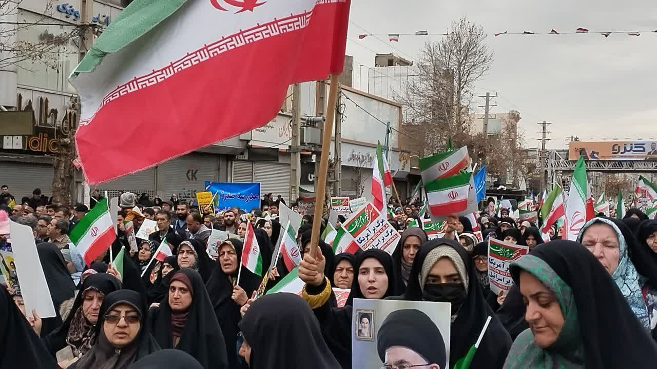حضور همیشه در صحنه مردم ساوجبلاغ در راهپیمایی 22 بهمن 