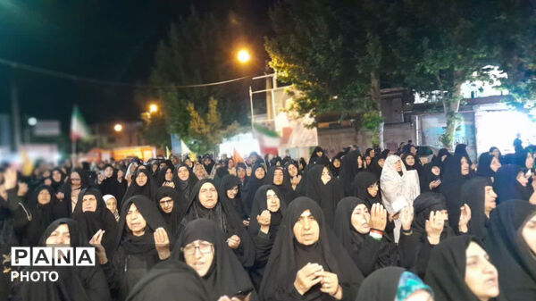 مردم کوهدشت در موج هشتادوسه حضور حماسی در میدان امام خمینی (ره)