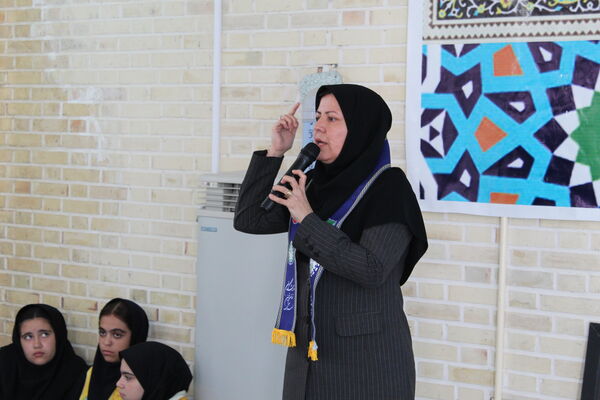 برگزاری اردوی تمشک در شهرستان گرمه 