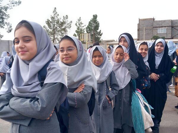 مراسم آغاز سال تحصیلی جدید در دبستان توحید 