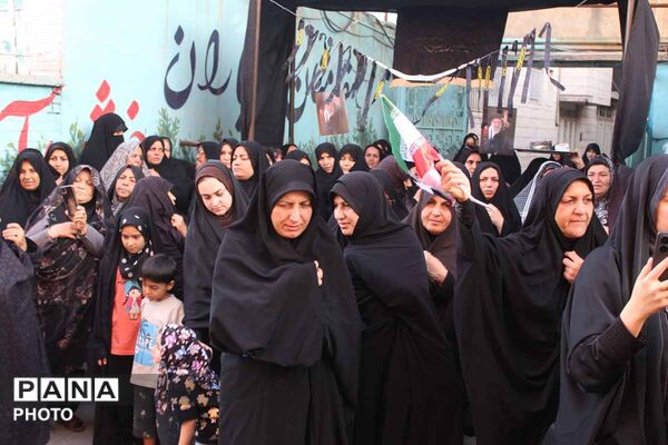 خدمت خالصانه قرارگاه جهادی حضرت جوادالائمه(ع) جاجرم به زائران امام رضا(ع) در مشهد مقدس 