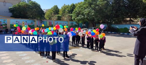 جشن شکوفه‌های سال تحصیلی جدید در شهرستان سملقان
