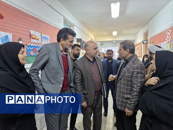بازدید معاون استاندار و فرماندار مشهد مقدس از دبستان چند معلولیتی کوشا