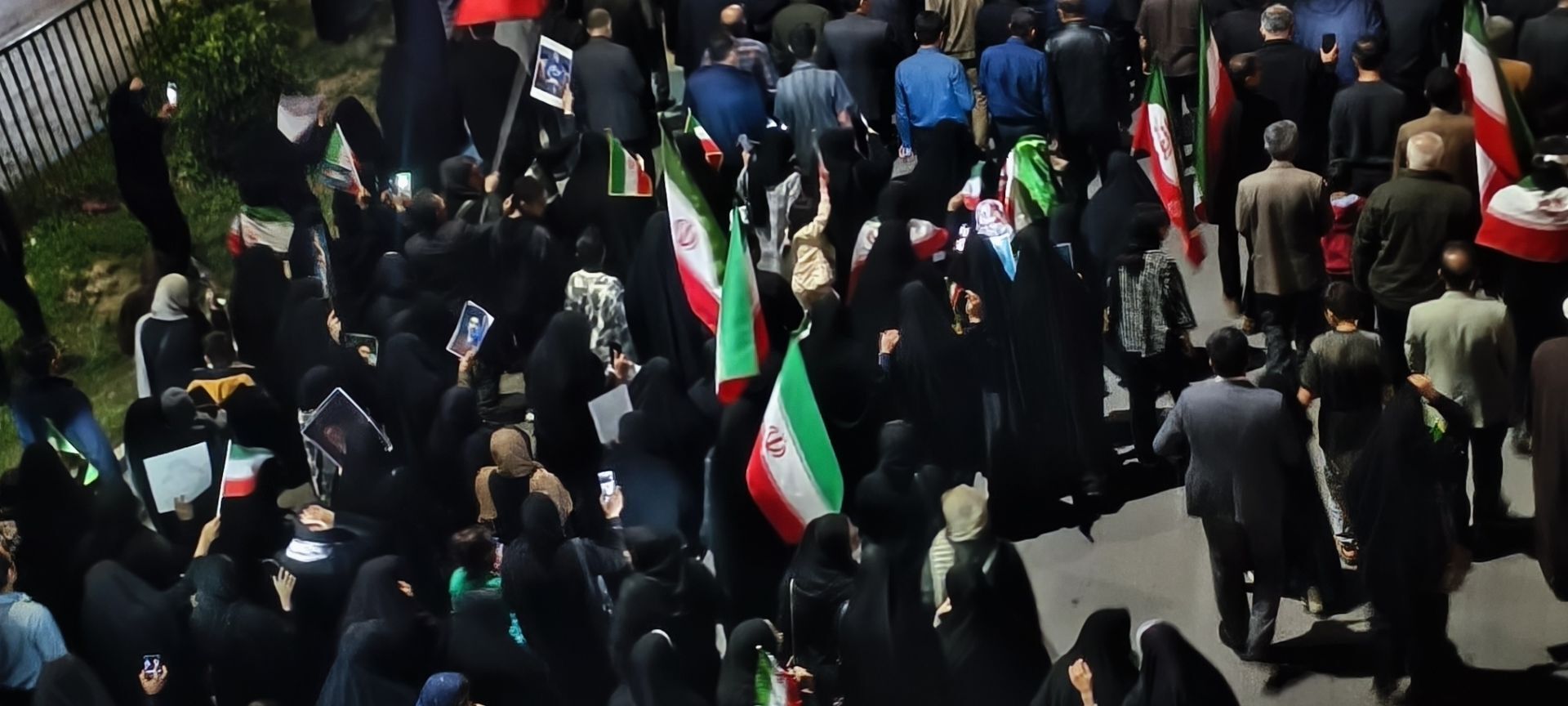 اجتماع میثاق  با امام شهید و بیعت با سومین رهبر انقلاب اسلامی در گچساران