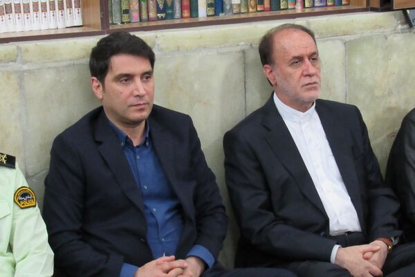 مراسم چهلمین روز شهادت شهدای اقتدار با حضور گسترده مردم کردستان در سنندج 
