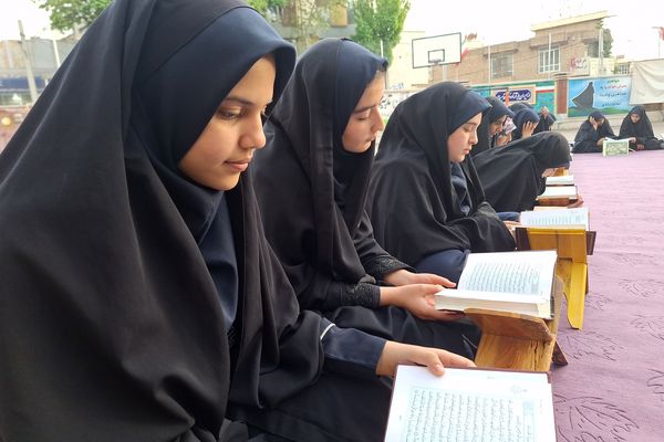 مهمانی فرشتگان بر خوان گسترده ضیافت الله در واپسین لحظات ملکوت