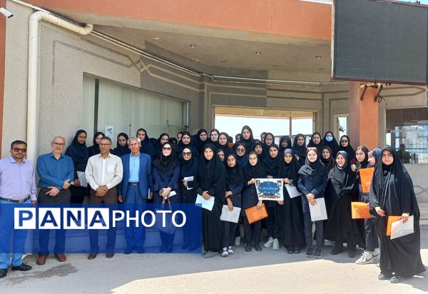 حضور دانش آموزان دبیرستان ۱۵خرداد در اردوی راهیان پیشرفت 