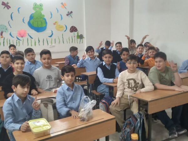 جشن آغاز سال تحصیلی در دبستان مبتکران ناحیه ۷ مشهد