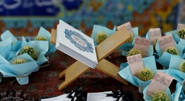 در پرتو آیات الهی؛ روایت لحظاتی از نور و اندیشه