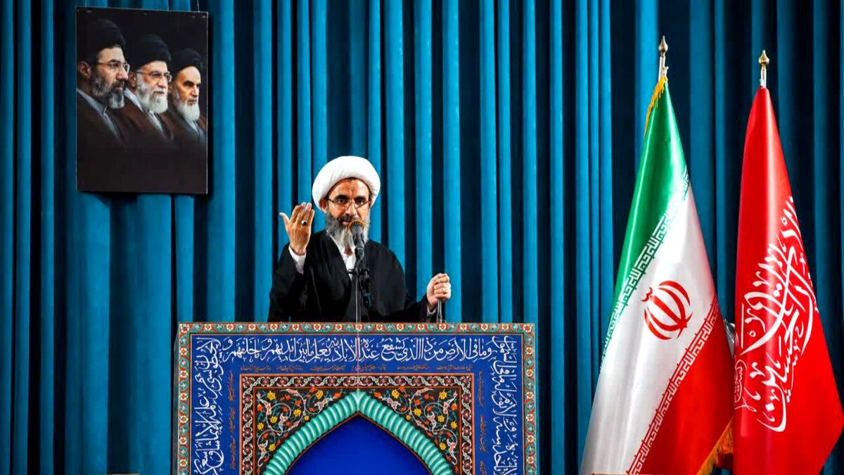 حماسه تشییع قائد امت، سیلی محکم به استکبار بود