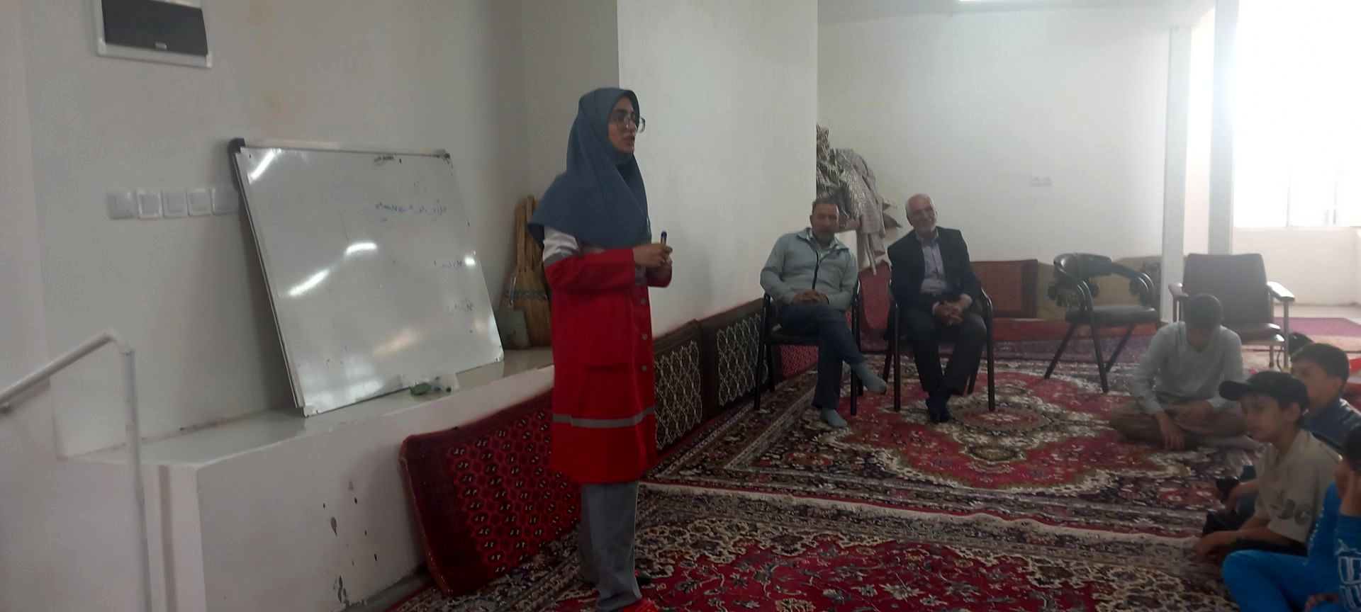 دوره‌ ی آموزشی کمک‌های اولیه و امداد و نجات در روستای سربالا