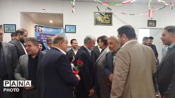 آیین افتتاح پیش دبستانی و دبستان اوتیسم حاجیه مهری سادات اسداللهی با حضور معاون وزیر آموزش و پرورش 