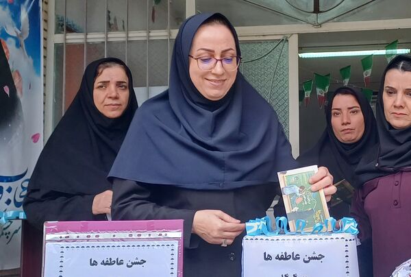  جشن عاطفه‌ها در خشکبیجار