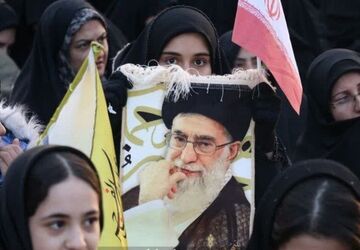 باید برخاست به یاد رهبر شهیدم 