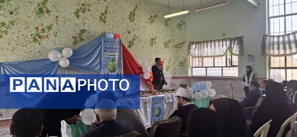 گرامیداشت هفته سلامت در دبیرستان فضیلت فاروج