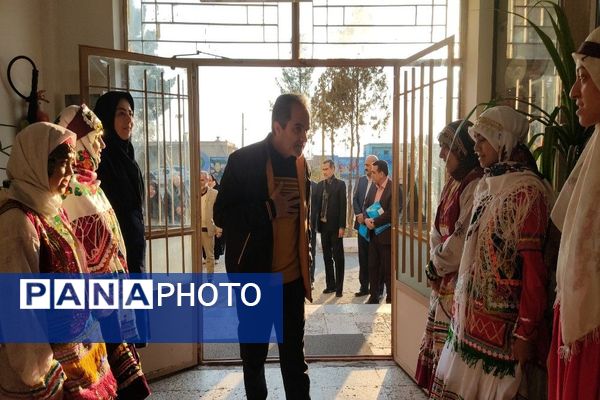 اجلاس استانی ویژه مدیران دبیرستان‌های نمونه دولتی و شبانه‌روزی استان خراسان رضوی در دبیرستان دخترانه شهید مجید دهنوی