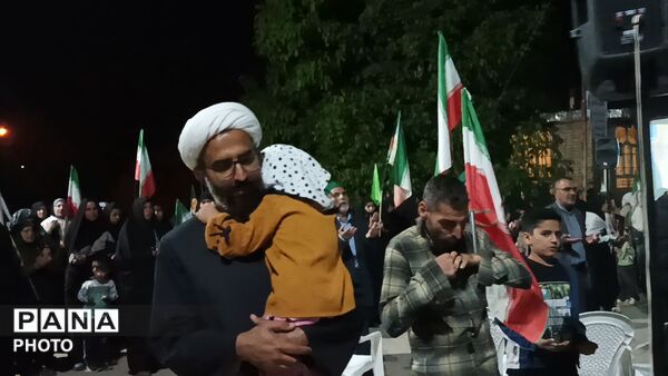 هشتاد و نه شب حضور در خیابان