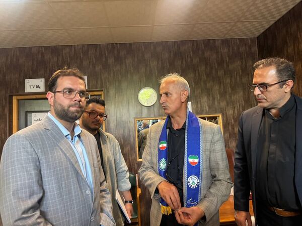 نشست قائم مقام سازمان دانش آموزی با اعضا و مربیان سازمان دانش آموزی مازندران 