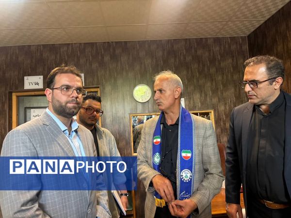 نشست قائم مقام سازمان دانش آموزی با اعضا و مربیان سازمان دانش آموزی مازندران 