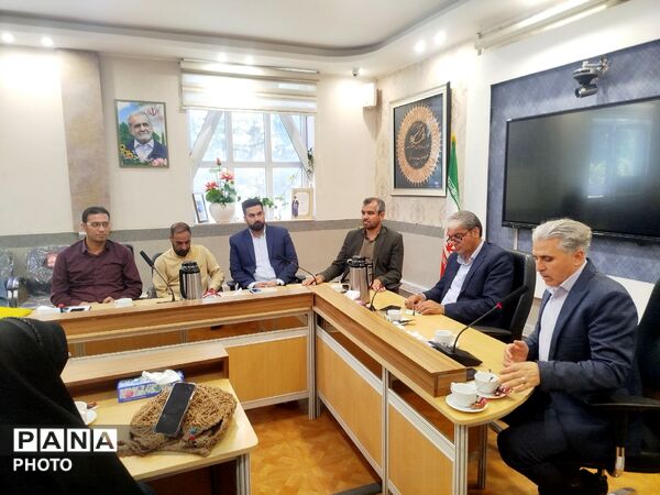جلسه معارفه مدیر کانون باهنر و دار القرآن امام حسن(ع) نیشابور
