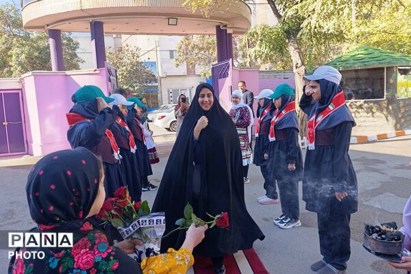 تقسیم مهربانی با شور عاطفه‌ها در مدارس خراسان شمالی