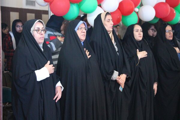 جشن بزرگ یاوران انقلاب در سروستان