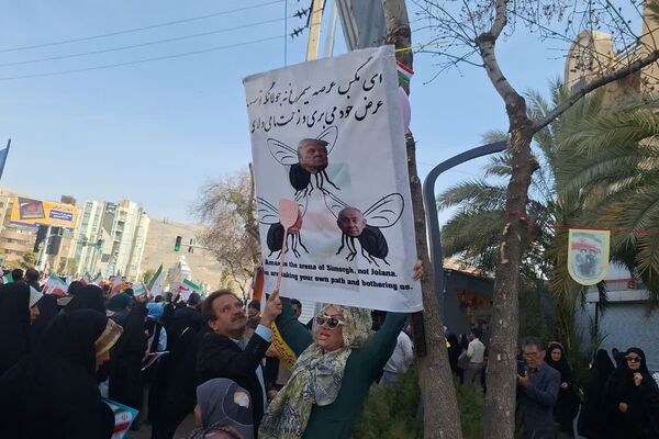 برخیز که فجر انقلاب است امروز