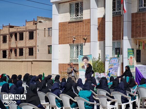 انتخابات همیاران مشاور در دبیرستان دخترانه خاندان فریدی