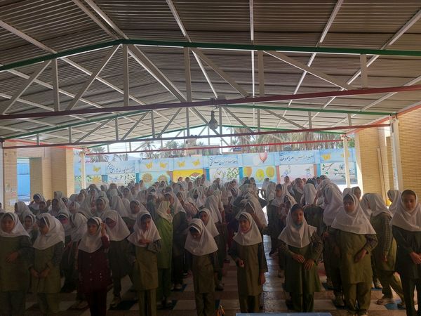 برگزاری انتخابات شورای دانش‌آموزی در مدرسه حضرت معصومه(س) حاجی‌آباد