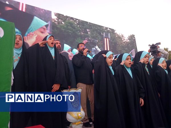 اجتماع بزرگ کودک و نوجوانان در پارک ملت مشهد مقدس