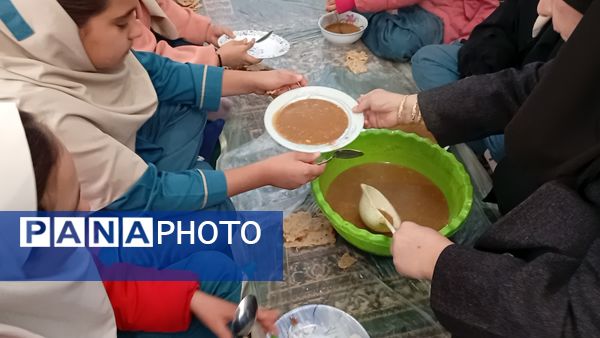 مراسم شهادت حضرت زهرا(س) در مدرسه سمیه کاشمر