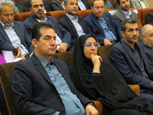 آیین تجلیل از معلمان نمونه استانی در بجنورد