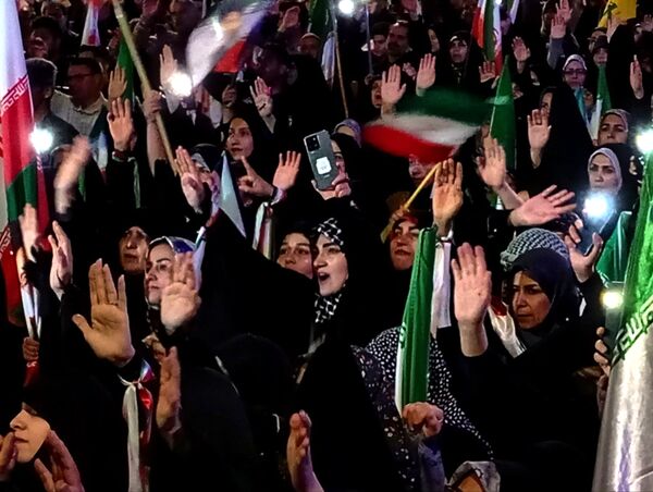 پنجاه و هشتمین شب همدلی و همراهی