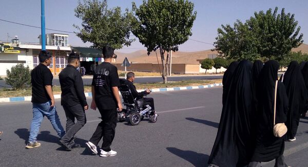قدم‌های عاشقی از نافچ تا وردنجان به یاد کربلا