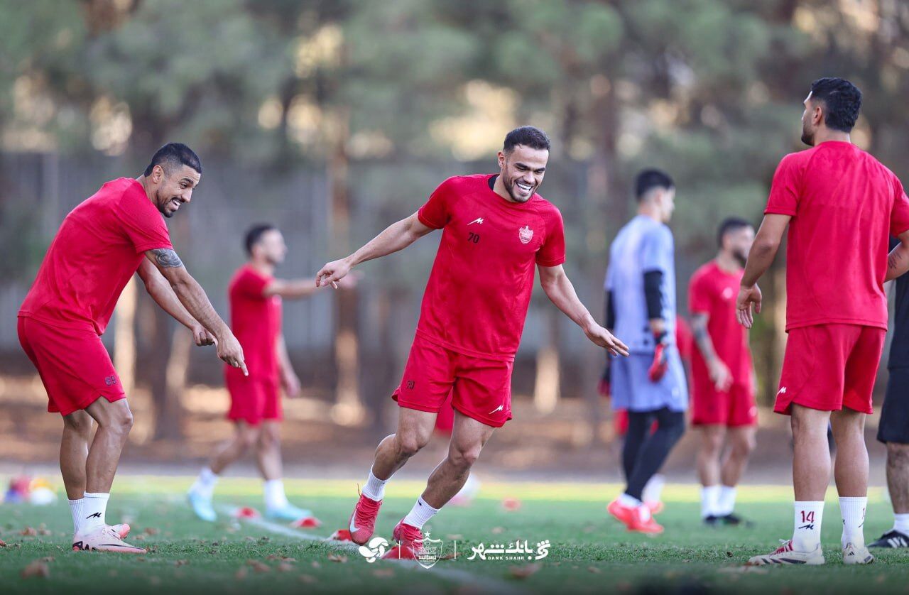 اعلام ترکیب پرسپولیس مقابل تراکتور/ عالیشاه غایب بزرگ پرسپولیس

