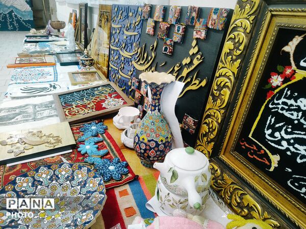 جشنواره‌های فرهنگی هنری «امید فردا» و «پرسش مهر» در کرج