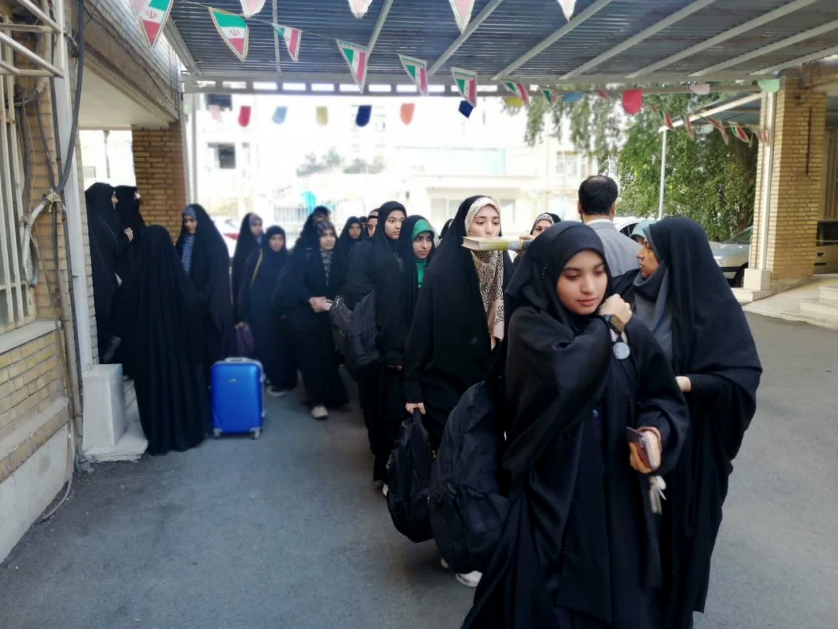 اعزام ۳۰ دانش‌آموز به مسابقات قرآنی قطب یک اهواز