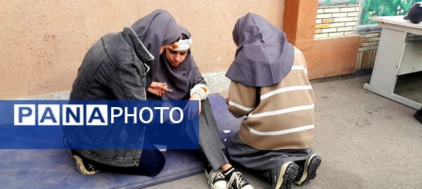 مانور سراسری زلزله در دبیرستان حداد 