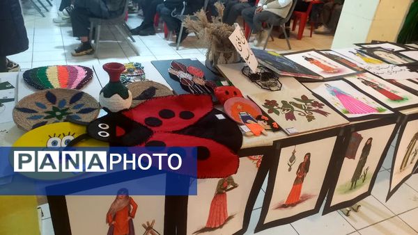 برپایی نمایشگاه به‌مناسبت هفته پژوهش در مدرسه کمایی‌مقدم یاسوج